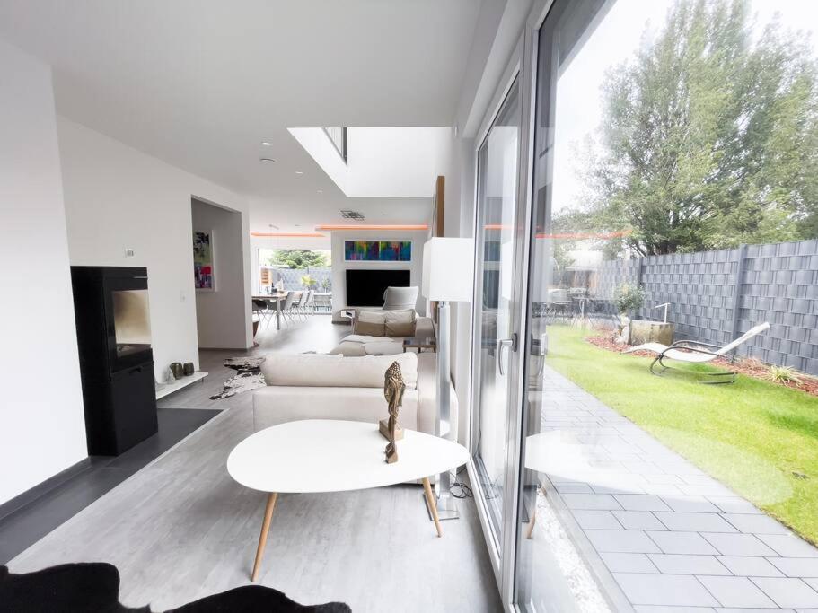 Villa Dreamy Vibes Mit Privatem Pool & Rheinblick 下卡瑟尔 外观 照片