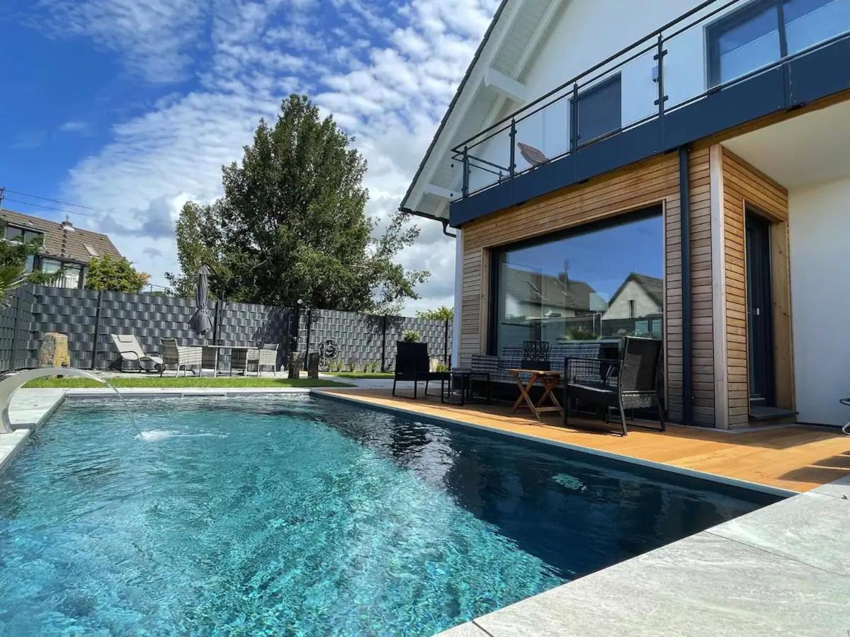 Villa Dreamy Vibes Mit Privatem Pool & Rheinblick 下卡瑟尔 外观 照片